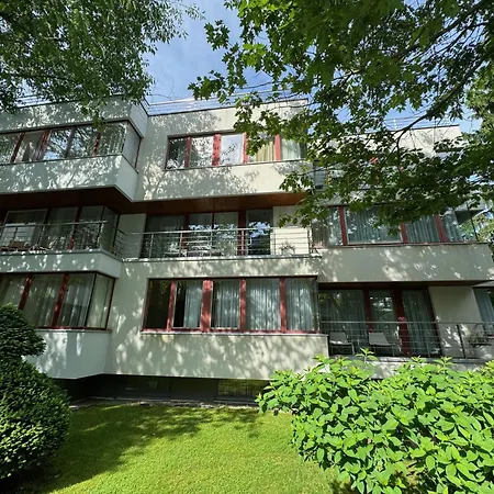 Apartment V4 In Palanga